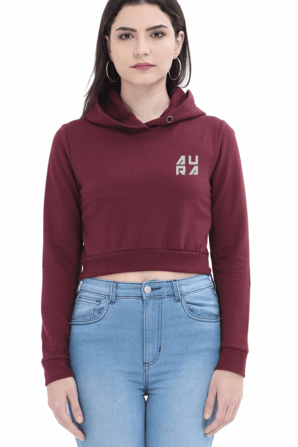 AURA SIGNATURE CROPPED HOODIE – WHERE COMFORT MEETS CLASS